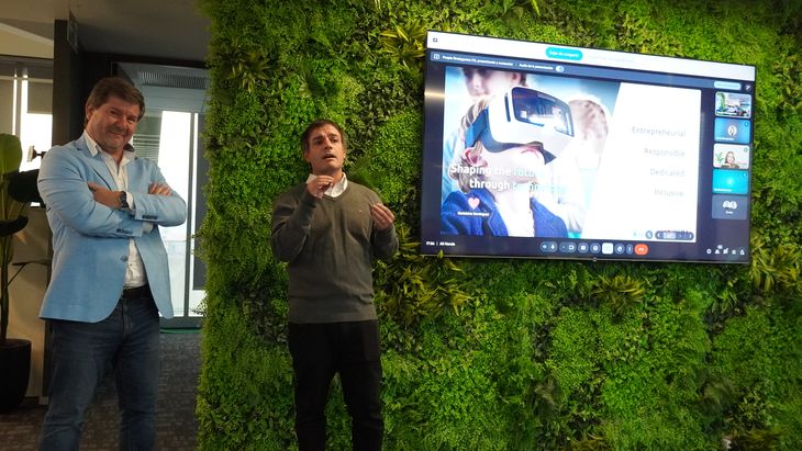 Álvaro Capobianco (izq), Presidente de Visma Latam, y Sebastián Ferrer Del Valle, CEO de Rindegastos. Álvaro Capobianco (izq), Presidente de Visma Latam, y Sebastián Ferrer Del Valle, CEO de Rindegastos.