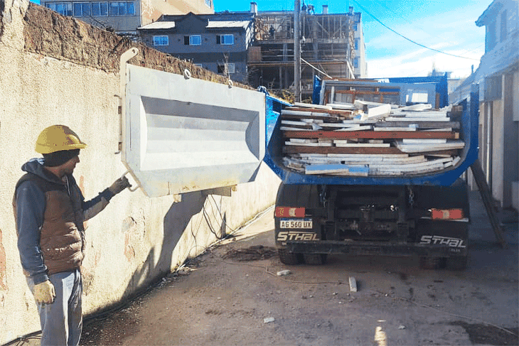 De esta forma, se le puede dar un nuevo uso a los materiales y, al mismo tiempo, se evita que se transformen en residuos de obra. De esta forma, se le puede dar un nuevo uso a los materiales y, al mismo tiempo, se evita que se transformen en residuos de obra.