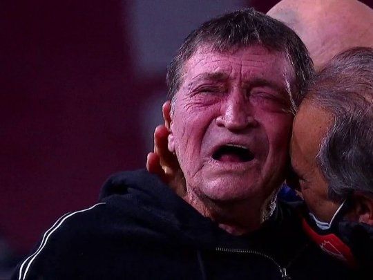 La emoción de Falcioni tras el triunfo de Independiente.
