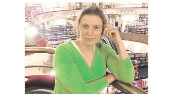 Andrea Stefanoni: “Hay escritores que escriben para escritores, y eso no es lo mío. Yo quiero contar una historia y que se entienda. No creo en las novelas escritas en siete años.”
