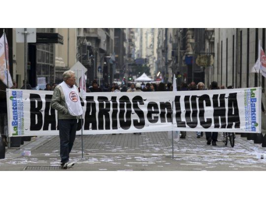Bancarios convocaron a un paro nacional para el 14 de abril