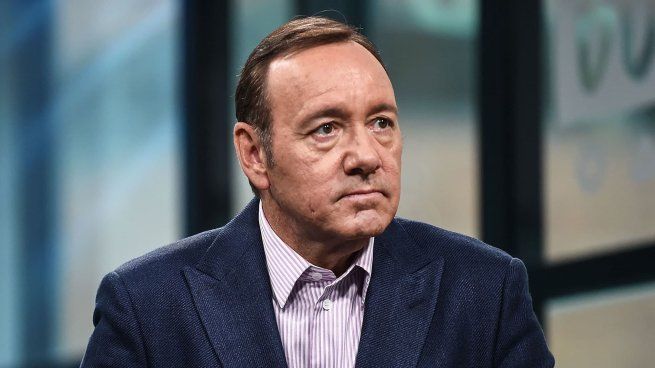 Spacey vuelve a ser noticia por denuncias de abuso.