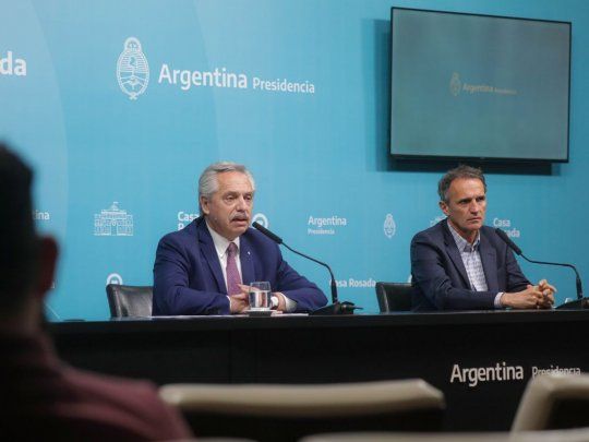 El presidente Alberto Fernández junto al ministro de Obras Públicas, Gabriel Katopodis&nbsp;