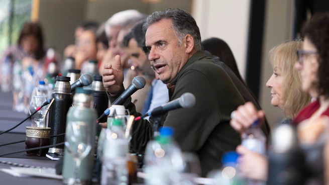 Orsi aseguró que mantiene “varios teléfonos abiertos” con la Asociación Rural del Uruguay pese a diferencias en algunos puntos.