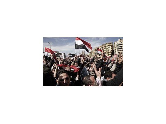 Cientos de egipcios se volcaron a las calles a un año de la caída de Mubarak.