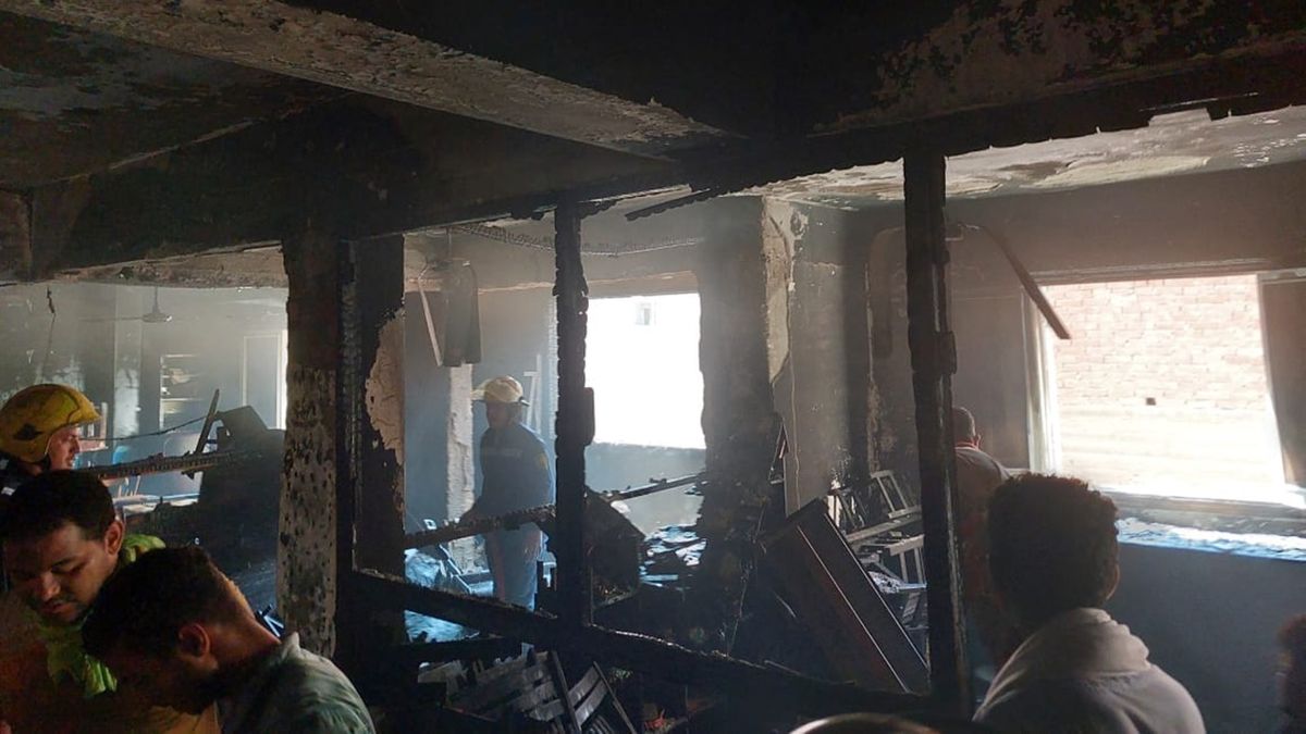 Tragedia en Egipto: más de 40 muertos al incendiarse una iglesia en plena celebración de la misa