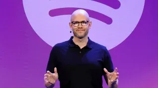 Daniel Ek, el co fundador de Spotify, tiene una considerable fortuna debido a su creación. Daniel Ek, el co fundador de Spotify, tiene una considerable fortuna debido a su creación.