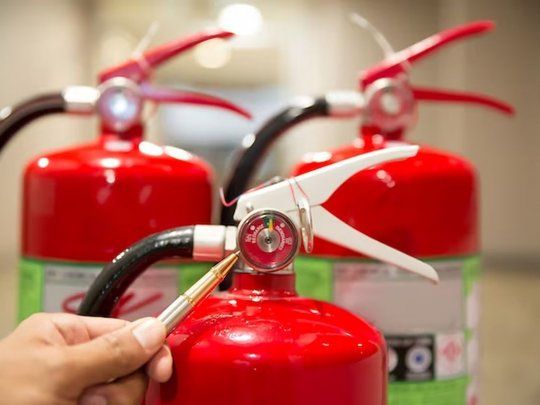 Enterate cuánto sale la multa por tener el matafuegos del auto vencido