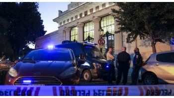Ya son doce los detenidos por presunto atentado explosivo en el cementerio de Recoleta
