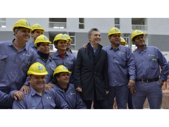 Si yo tuviera magia me gustaría poder resolver el problema de la energía sin tomar decisiones que afecten a muchos, dijo el mandatario sobre los tarifazos en el sector. Pero remarcó que no hay soluciones mágicas.