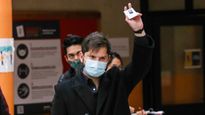 El candidato izquierdista Gabriel Boric emitió su voto.