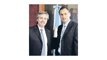 ámbito.com | Pablo Bruera y Alberto Fernández, ayer en La Plata; la foto de un pacto que aleja la posibilidad de reconciliación de ambos con Néstor Kirchner.