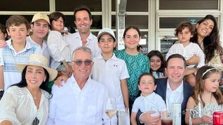 Salinas Pliego transmite el espíritu emprendedor a sus hijos. Salinas Pliego transmite el espíritu emprendedor a sus hijos.