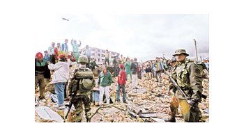 COLOMBIA: 16 MUERTOS AYER EN NUEVA OFENSIVA DE LA GUERRILLA