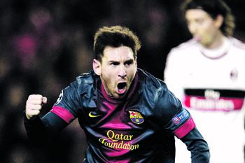 Lionel Messi se llena la boca para gritar gol. El rosarino fue la gran figura de Barcelona, que goleó al Milan.