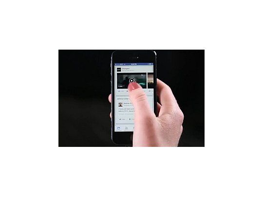 Facebook suma videos publicitarios en los muros