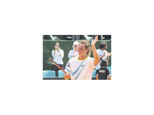 Nalbandian no pudo recuperar masa muscular para poder jugar la próxima semana en Niza y decidió bajarse de Roland Garros.