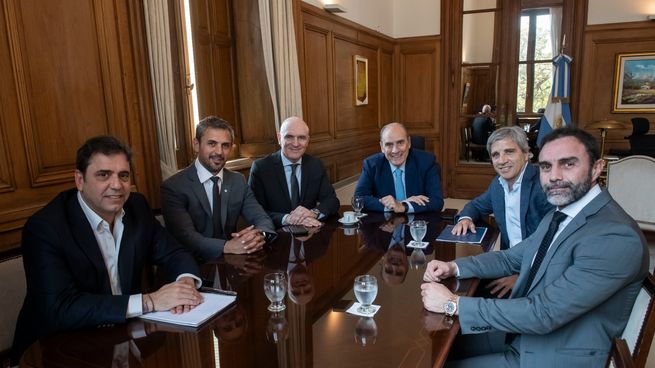 El Gobierno continúa ronda de reuniones por el Presupuesto 2025.