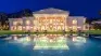 With bowling alley, cinema, hairdressing and more than 10 terraces, this mansion is the most valuable and exclusive in Spain. 