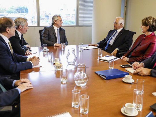 Cumbre. Alberto Fernández, junto a Felipe Solá y Jorge Argüello, se reunió con Edward Prado en sus oficinas.&nbsp; Marco Lavagna, vía Twitter, agradeció el nombramiento como jefe del INDEC.&nbsp;