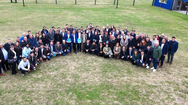 Los intendentes de la Federación Argentina de Municipios se reunieron en Pérez, Santa Fe.
