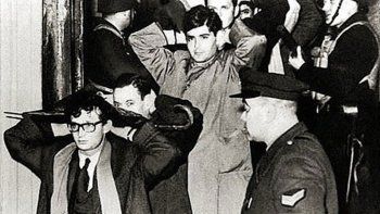 Se cumplen 55 años de la Noche de los bastones largos.