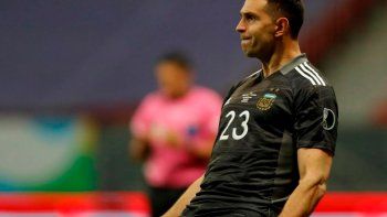 Emiliano Martínez palpita el Mundial con la selección argentina.