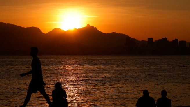Según el pronóstico, el aire cálido se desplazará hacia el centro del país hacia la próxima semana.