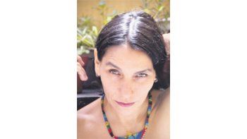 Casandra Da Cunha presenta “Rio Hermético” en el Fernández Fierro: “No musicalizamos una historia sino que fue a la inversa. La música guió la historia que constituye nuestro espectáculo”.