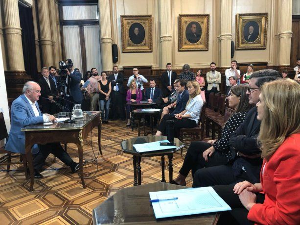 El Senado se reunió para constituir la Comisión.&nbsp;