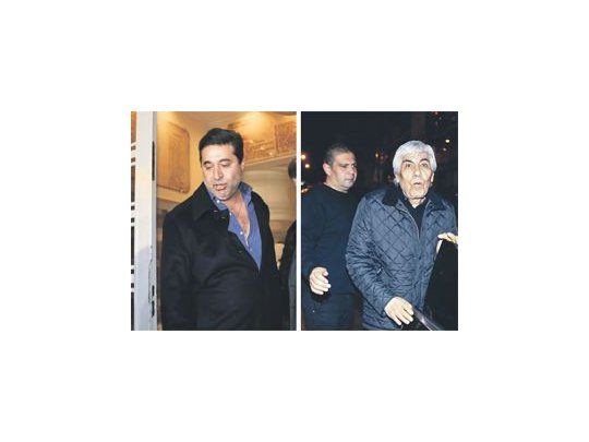El presidente de Boca, Daniel Angelici, y el de Independiente, Hugo Moyano, saliendo del edificio de la AFA tras la reunión del Comité Ejecutivo. El líder de los camioneros fue claro ante una eventual intervención.