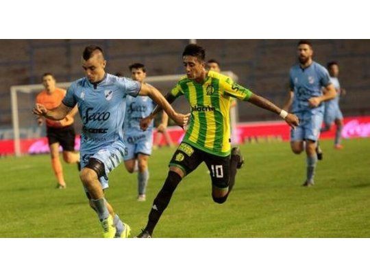 Rosales firmará por 4 años con Racing.