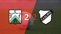 en un emocionante partido, ferro y all boys empataron 2-2