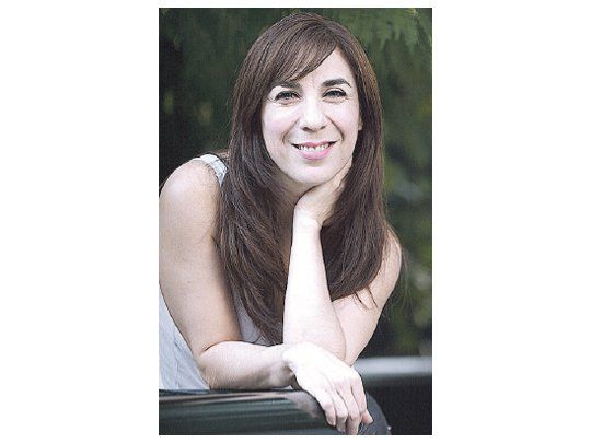 Laura Oliva: “Thiéry explora los límites entre realidad y fantasía y somete a sus personajes a presión”.