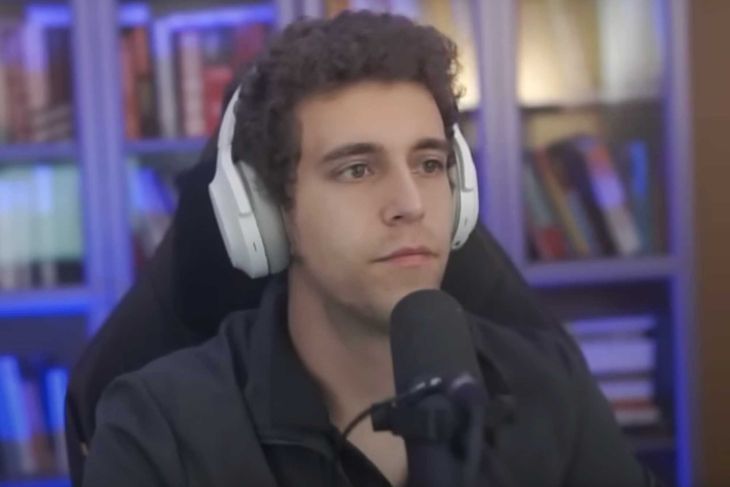 Daniel Naroditsky made live broadcasts playing chess online. Daniel Naroditsky made live broadcasts playing chess online.
