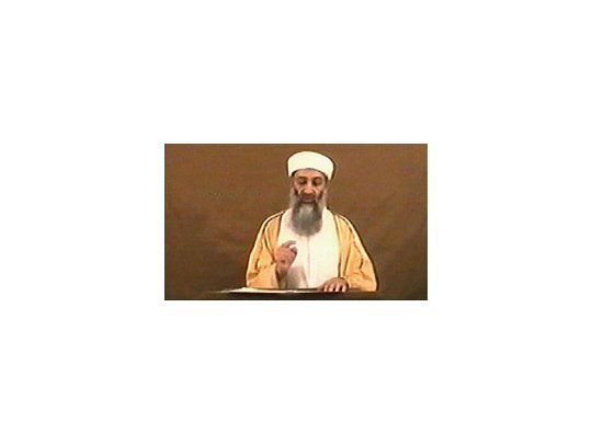 Una de las últimas apariciones del líder de Al-Qaeda en un mensaje grabado difundido en 2004.