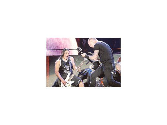 Tras el «desplante» de 2003 (no llegaron a la Argentina en su gira de entonces), el público local se reconcilió con Metallica, grupo que volvió al hard rock que le dio fama.