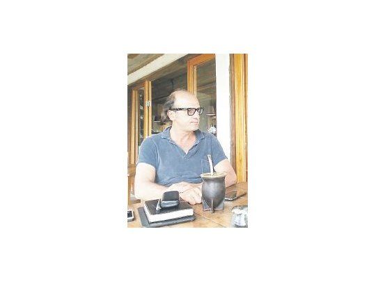 Desde su particular  visión, Martín Pittaluga analiza la relación entre la Argentina y Uruguay.