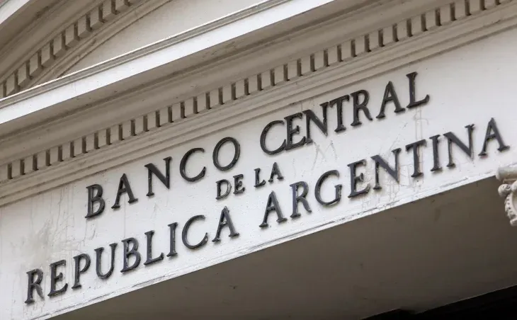 El Banco Central eliminó esa restricción que había sido puesta en abril de 2022 y era rechazada por ahorristas