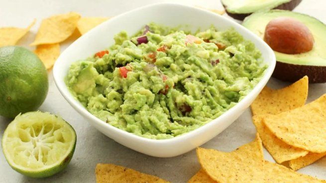 Cada 16 de septiembre se celebra el Día del Guacamole, una tradicional salsa originaria de México. 
