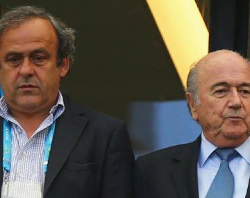 FIFA-Gate: Blatter reconoció el pago ilícito a Platini y ambos podrían ir presos