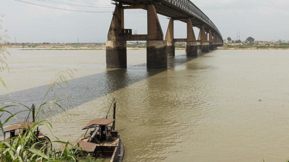 Tragedy at a wedding on a boat leaves 103 dead