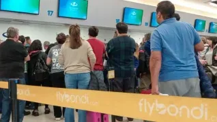 Flybondi canceló 24 de los 47 vuelos programados para este martes.