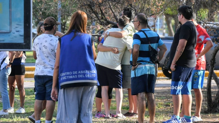 The pain of the family of the young people killed in Mendoza. Photo: Alf Ponce Mercado/MDZ The pain of the family of the young people killed in Mendoza. Photo: Alf Ponce Mercado/MDZ