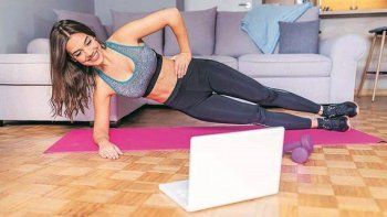 Comenzar con una rutina de ejercicios es un cambio muy importante en tus hábitos diarios, para que este plan funcione, debe estar acompañado de una dieta equilibrada.