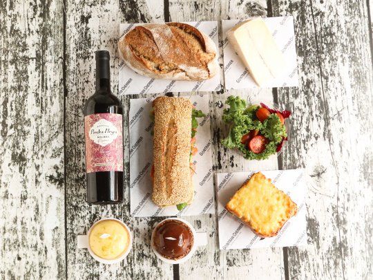 Día del Amigo- Gontran Cherrier .jpg