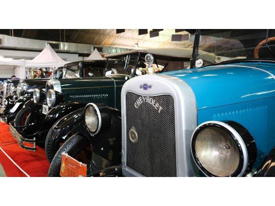 Berazategui: arranca el Salón del Automóvil Clásico