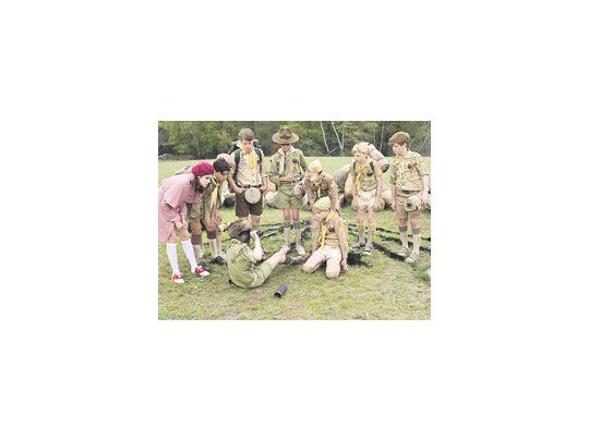 Últimamente algo sobrevaluado, Wes Craven vuelve a lucirse con «Moounrise Kingdom: un reino bajo la luna», luminoso film cuya gracia extra es mezclar todo tipo de influencias culturales y cinéfilas.