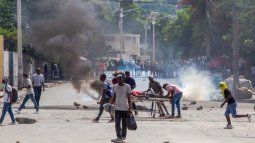 Haiti extends the state of emergency. Haiti extends the state of emergency.