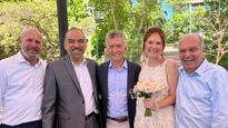Waldo Wolff, Fernando Iglesias, Mauricio Macri, la novia y Hernán Lombardi.&nbsp;